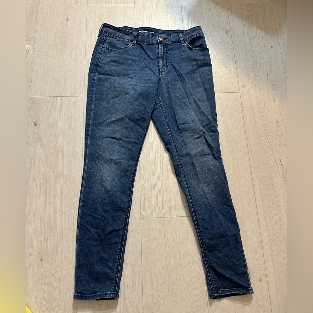 Old Navy Super skinny mid rise